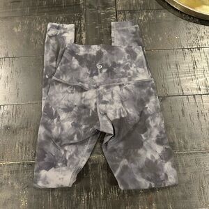 lululemon Cloudy Tie-Dye Leggings - Black and Gray